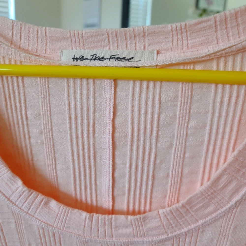Free People  Small New Without tag long sleeve top light pink